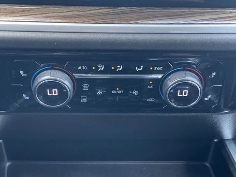 Used 2022 Chevrolet Silverado 1500 RST w/ RST All Star Premium Package AWD/4WD image 18