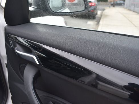 Used 2019 BMW X1 xDrive28i w/ Convenience Package image 18