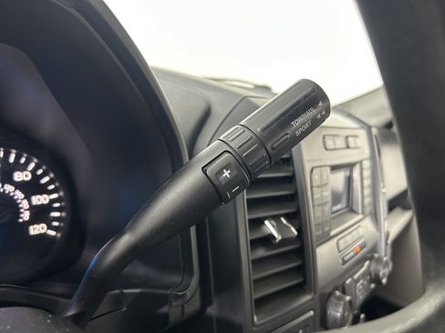 Used 2016 Ford F150 XL w/ Equipment Group 101A Mid AWD/4WD image 19