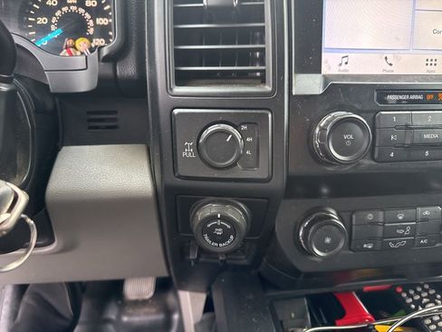 Used 2019 Ford F150 XL w/ Equipment Group 101A Mid image 18