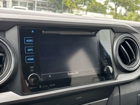Used 2019 Toyota Tacoma TRD Off-Road AWD/4WD image 20