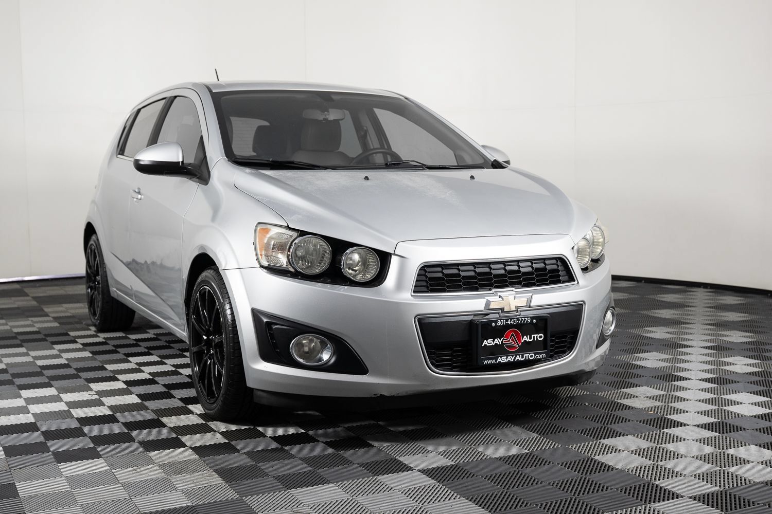Used 2015 Chevrolet Sonic LTZ FWD image 11