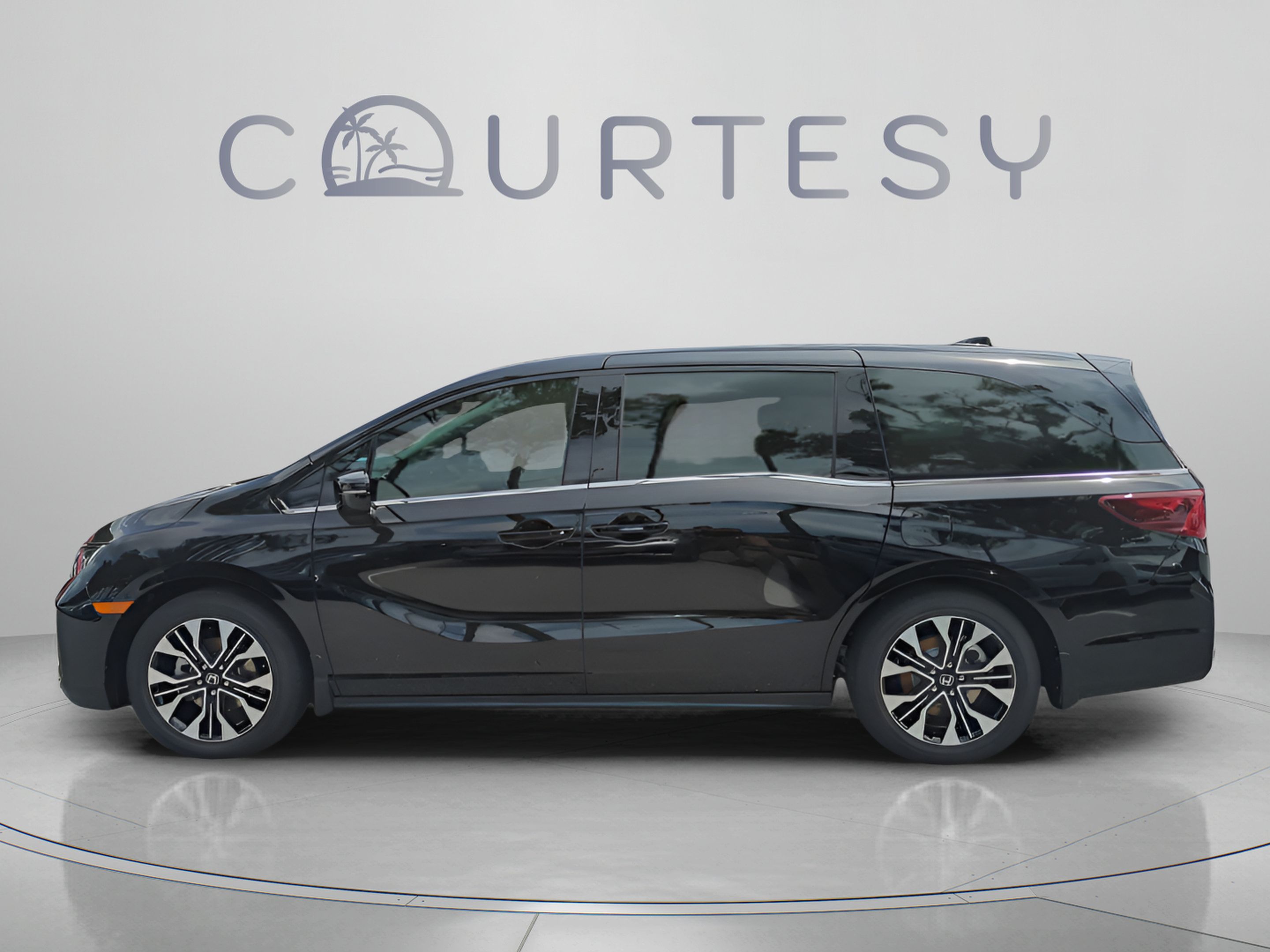 New 2026 Honda Odyssey Elite image 5