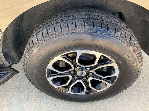Used 2024 Ford Expedition Max XLT AWD/4WD image 29