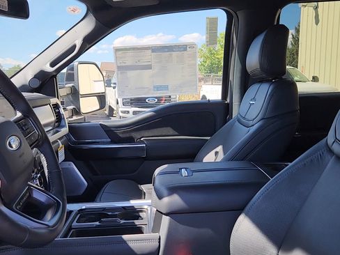 New 2026 Ford F350 Platinum image 18