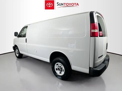 Used 2020 GMC Savana 3500 RWD image 6