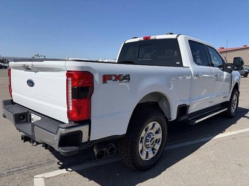 Used 2023 Ford F250 Lariat w/ Chrome Package AWD/4WD image 8