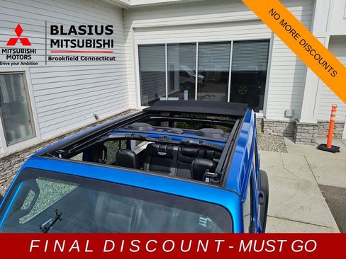 Used 2023 Jeep Wrangler Sport S w/ Sun And Sound Package image 9