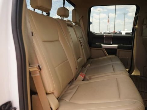 Used 2018 Ford F250 Lariat w/ Lariat Ultimate Package AWD/4WD image 16