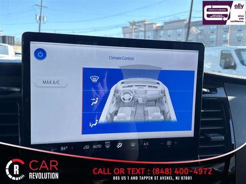 Used 2024 Ford Transit 350 XLT image 28