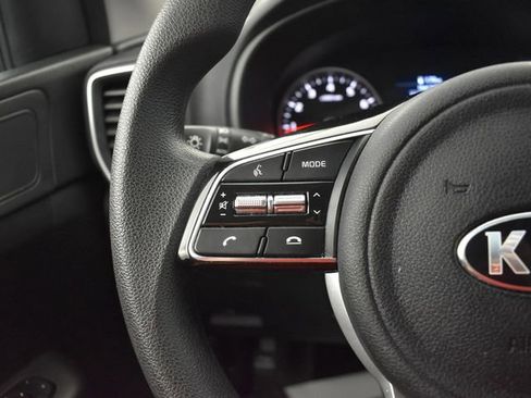 Used 2022 Kia Sportage LX FWD image 15