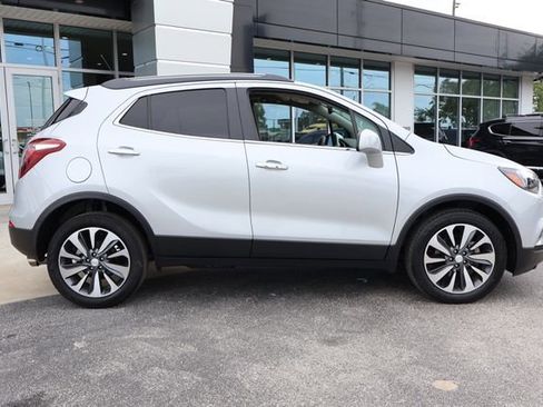 Used 2022 Buick Encore Preferred w/ Safety Package FWD image 10