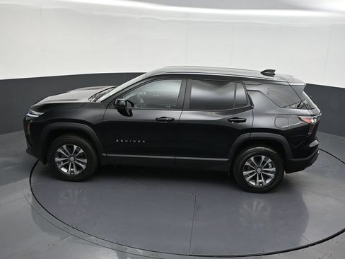 Used 2025 Chevrolet Equinox LT FWD image 18