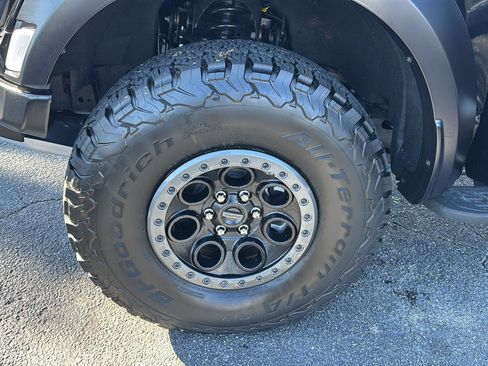 Used 2025 Ford F150 Raptor image 32