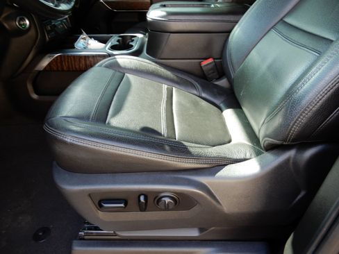 Used 2019 GMC Sierra 1500 Denali image 12