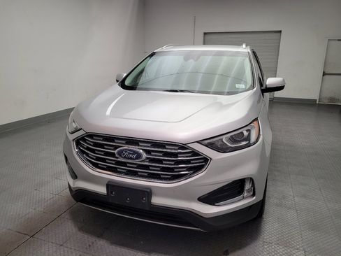 Used 2019 Ford Edge SEL FWD image 15