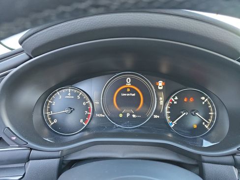 Used 2024 MAZDA MAZDA3 s image 11