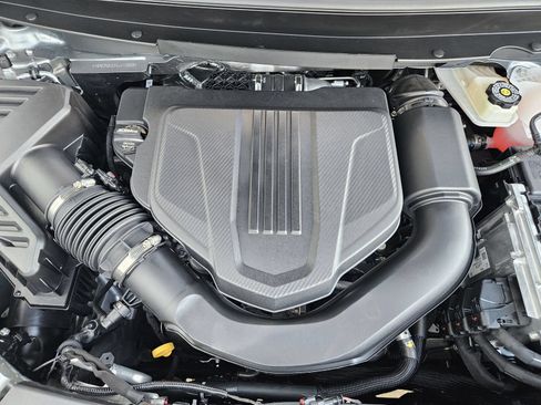 New 2027 Chevrolet Traverse LT w/ Midnight/Sport Edition FWD image 29