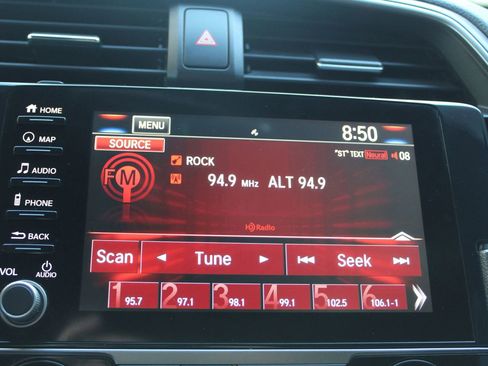 Used 2021 Honda Civic Sport Touring image 18