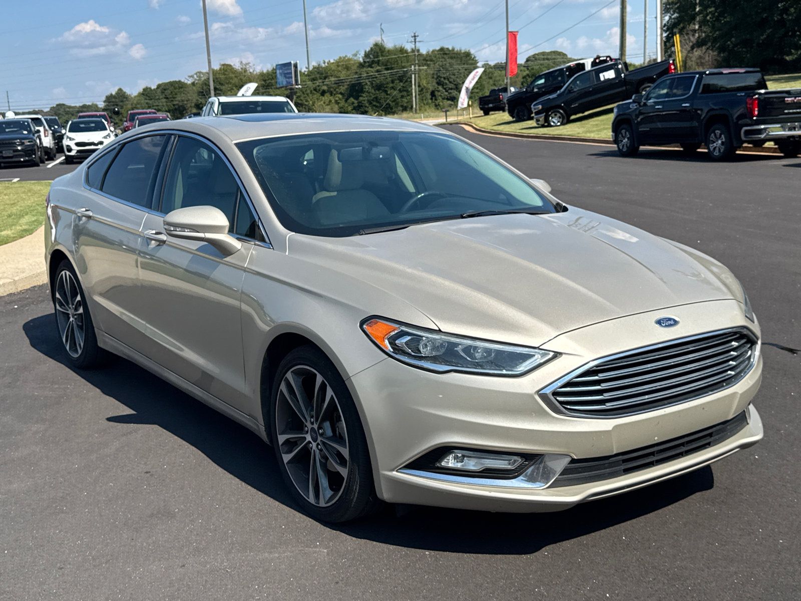 Used 2017 Ford Fusion Titanium FWD image 3