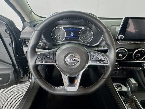 Used 2023 Nissan Sentra SR w/ SR Premium Package FWD image 13
