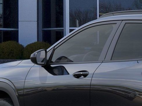 New 2026 Chevrolet Trax LT w/ Driver Confidence Package FWD image 12