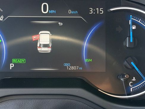 Used 2025 Toyota RAV4 SE AWD/4WD image 19