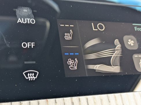 Used 2025 Genesis GV80 3.5T Prestige AWD/4WD image 30