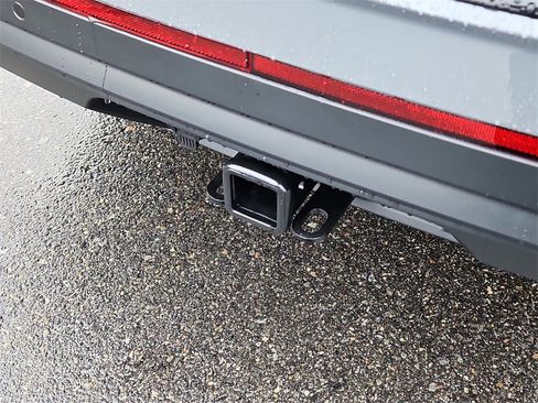 New 2025 Volkswagen Atlas SEL image 15