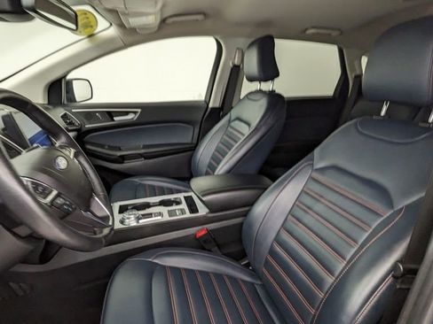 Certified 2022 Ford Edge SEL w/ Sport Appearance Package AWD/4WD image 2
