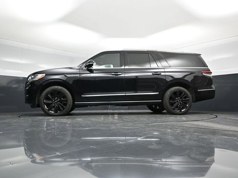 Used 2024 Lincoln Navigator L Reserve w/ Equipment Group 201A image 67