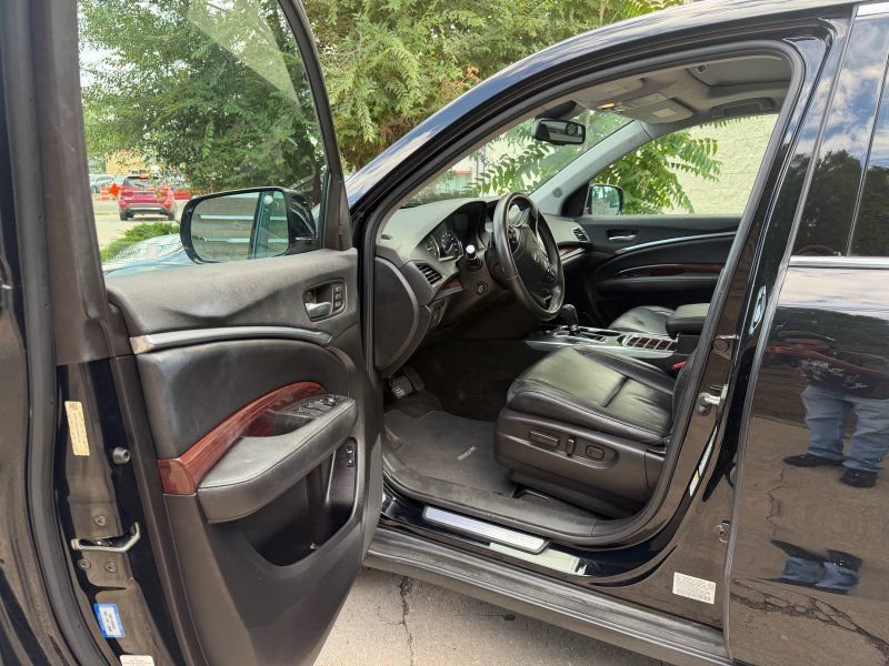Used 2015 Acura MDX w/ Technology Package AWD/4WD image 9