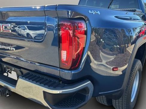 Used 2022 GMC Sierra 3500 Pro w/ Gooseneck/5TH Wheel Package image 34