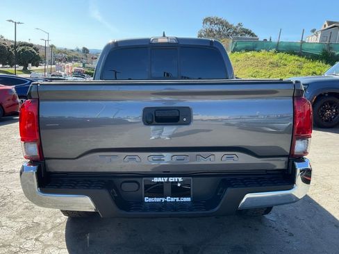 Used 2019 Toyota Tacoma SR5 image 4