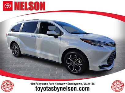 New 2025 Toyota Sienna Platinum