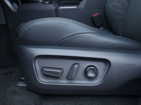 Used 2025 Toyota 4Runner TRD Off-Road Premium image 24