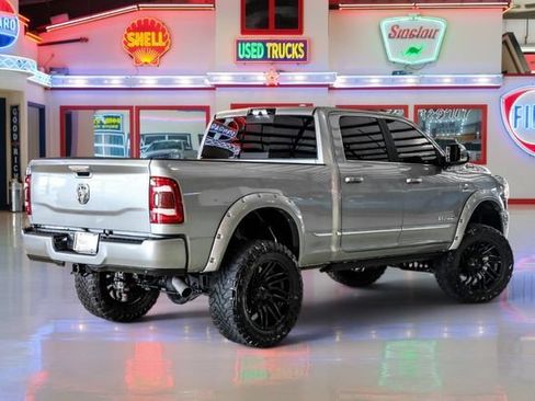 Used 2021 RAM 2500 Limited AWD/4WD image 3
