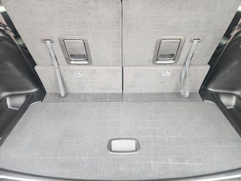 Used 2024 Jeep Grand Cherokee L Altitude image 33