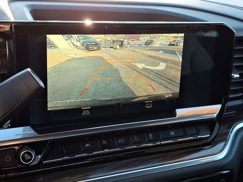 Used 2022 Chevrolet Silverado 1500 LT image 29