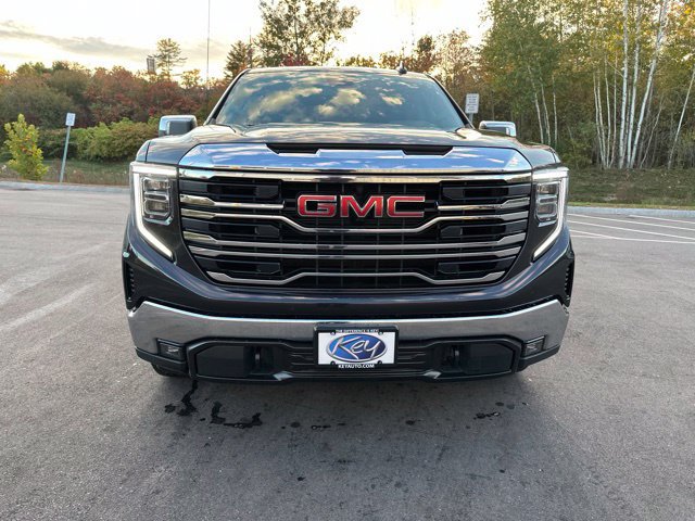 Used 2025 GMC Sierra 1500 SLT AWD/4WD image 8