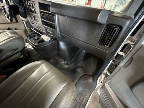 Used 2023 Chevrolet Express 2500 LS w/ Driver Convenience Package RWD image 28