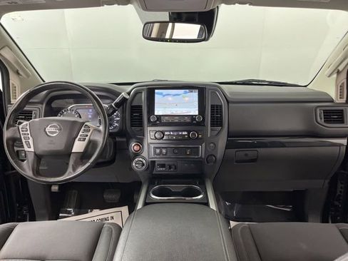 Used 2022 Nissan Titan SV w/ SV Convenience Package AWD/4WD image 39