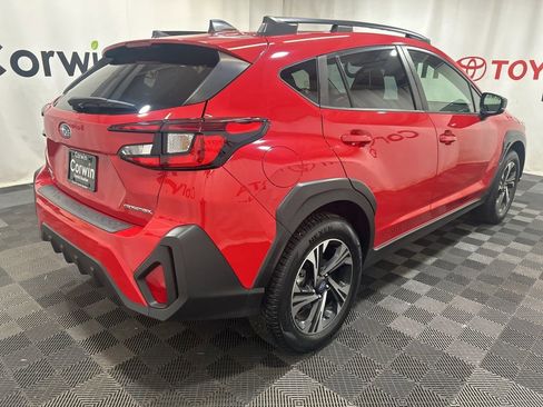 Used 2024 Subaru Crosstrek 2.0i Premium AWD/4WD image 8