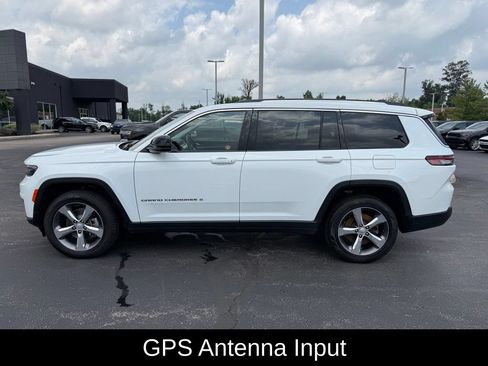Used 2022 Jeep Grand Cherokee L Limited AWD/4WD image 6