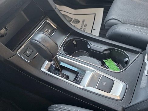 Used 2024 Subaru Ascent Limited w/ Technology Package image 13