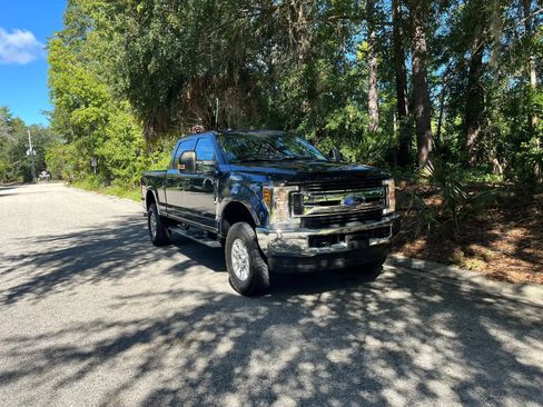 Used 2019 Ford F250 XLT AWD/4WD image 5