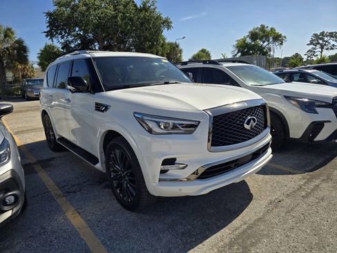 Used 2024 INFINITI QX80 Sensory AWD/4WD image 7