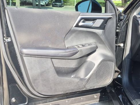 Used 2024 Mitsubishi Outlander ES AWD/4WD image 18