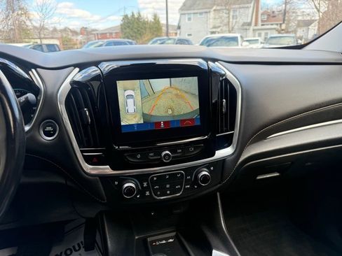 Used 2019 Chevrolet Traverse Premier w/ LPO, Floor Liner Package AWD/4WD image 29