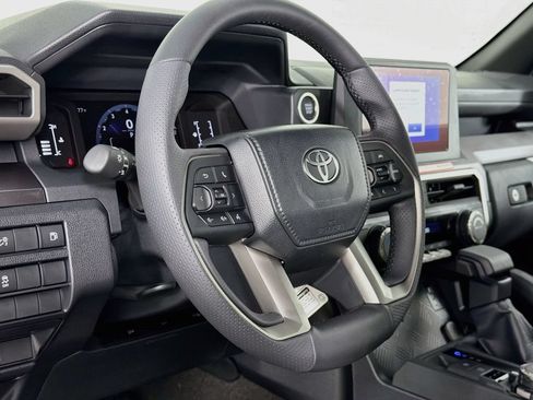 New 2026 Toyota 4Runner SR5 AWD/4WD image 35